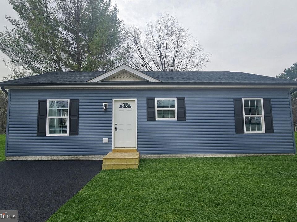 1st image of 300 E 11th Ave