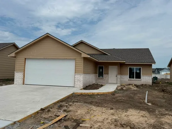 8962 N Joshua St, Wichita, KS 67226