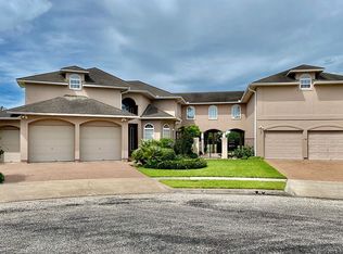 114 Garden Pl, Victoria, TX 77904