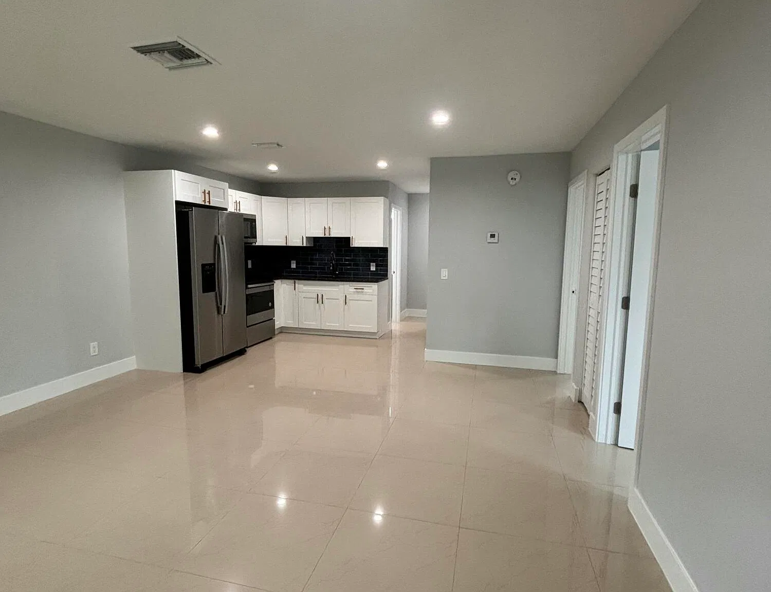 2 bed, 2.0 bath, 840 sqft, $2,300 — Photo 4
