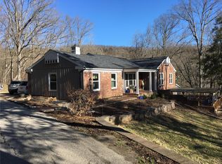 3 Crabtree Ln, Pacific, MO 63069