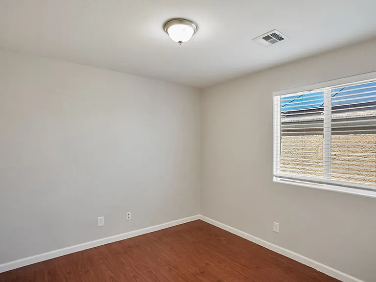 3640 Breman St — Photo 32