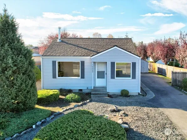 10202 16th Avenue E, Tacoma, WA 98445