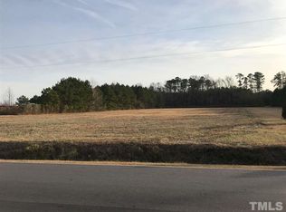 45 Aviation Ln, Kenly, NC 27542