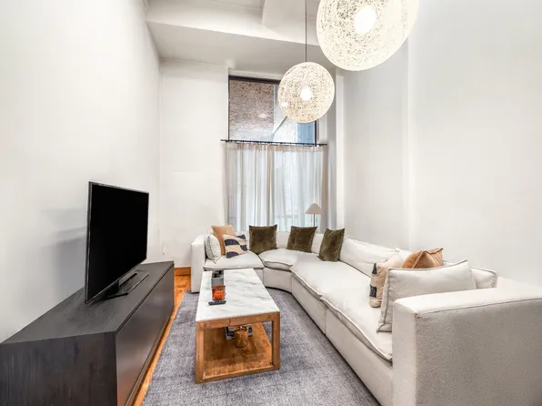 254 Park Avenue South image 1 of 11