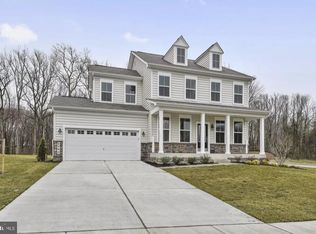 8236 Lakeview Dr, Pomfret, MD