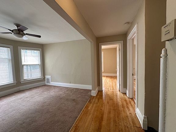3rd image of 2724 N Murray Ave #2726