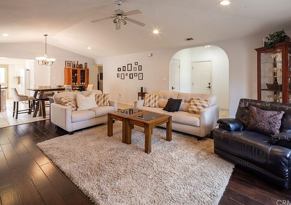 1st image of 854 Rosana Pl