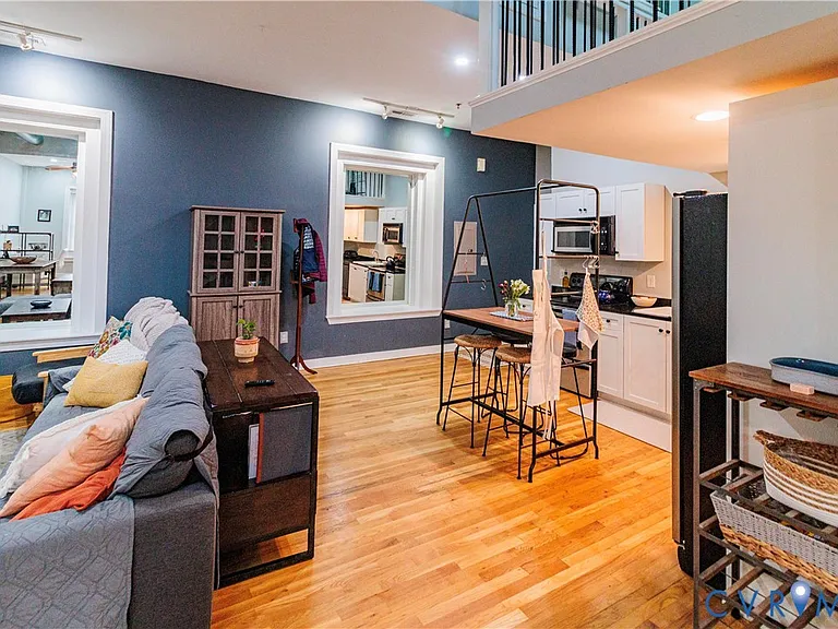 209 N 19th St #U31 — Photo 10