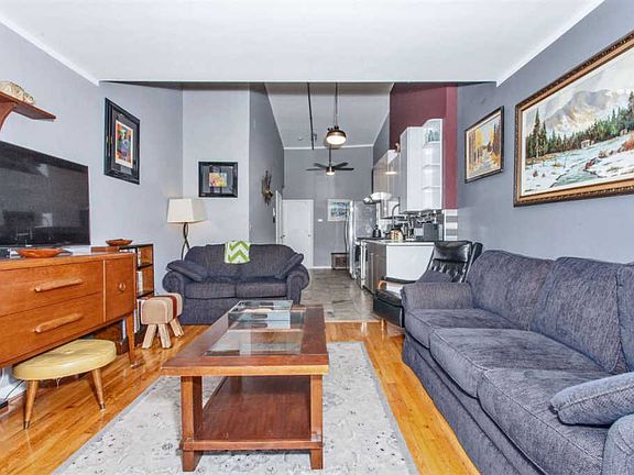 3rd image of 445 Pavonia Ave APT 7