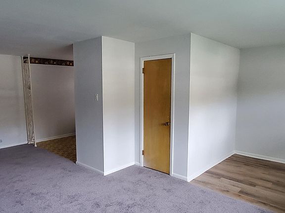 4th image of 2170 Strahle St Floor 1