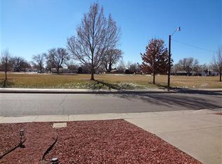 9911 Hannett Pl NE, Albuquerque, NM 87112