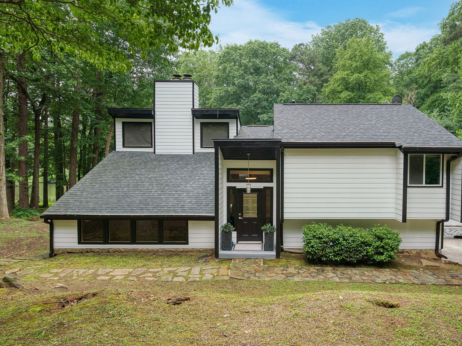 5219 Legendary Ln, Acworth, GA 30102 | Zillow