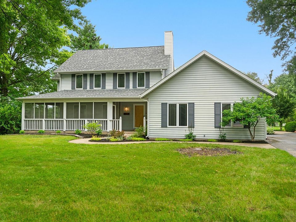 1st image of 10604 Whispering Pines Way