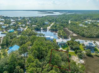 85 Southside Dr, Crawfordville, FL 32327