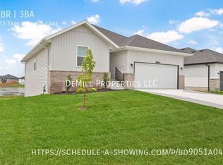 883 E Virginia Ln, Nixa, MO 65714