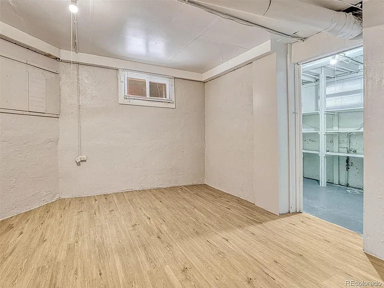 548 S Lincoln St #BASEMENT — Photo 18