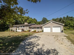 3890 Worth Rd, Pinconning, MI 48650