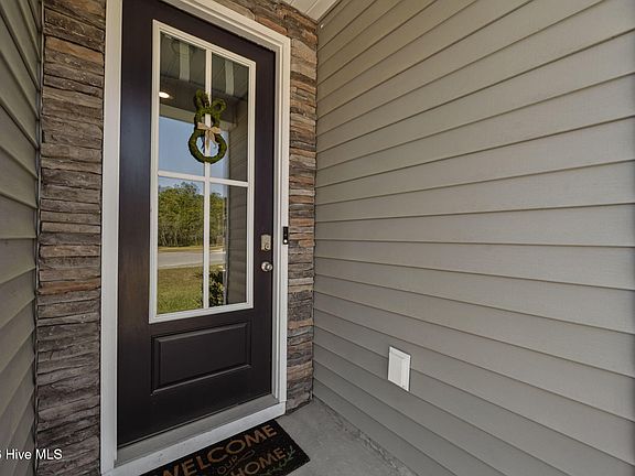 3rd image of 133 Delray Court