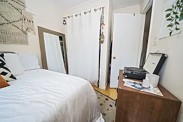 Rented by Level Group