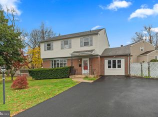 800 Campbell Rd, Springfield, PA 19064