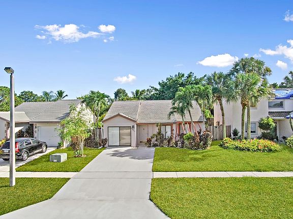 4th image of 5960 Strawberry Lakes Cir