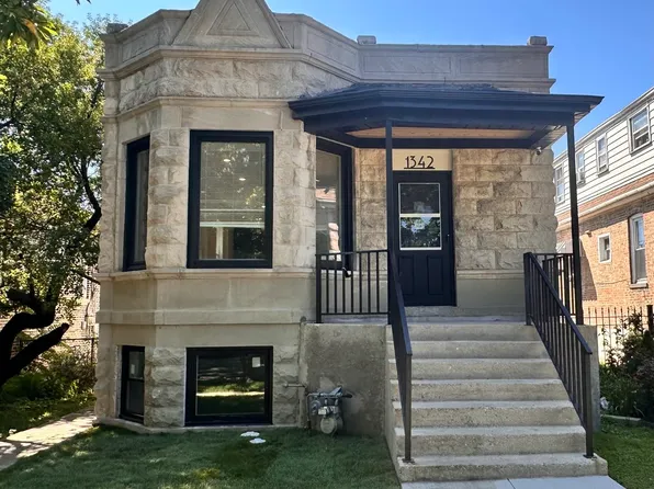 1342 S 56th Ct, Cicero, IL 60804