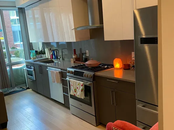 202 Marin Boulevard image 18 of 56