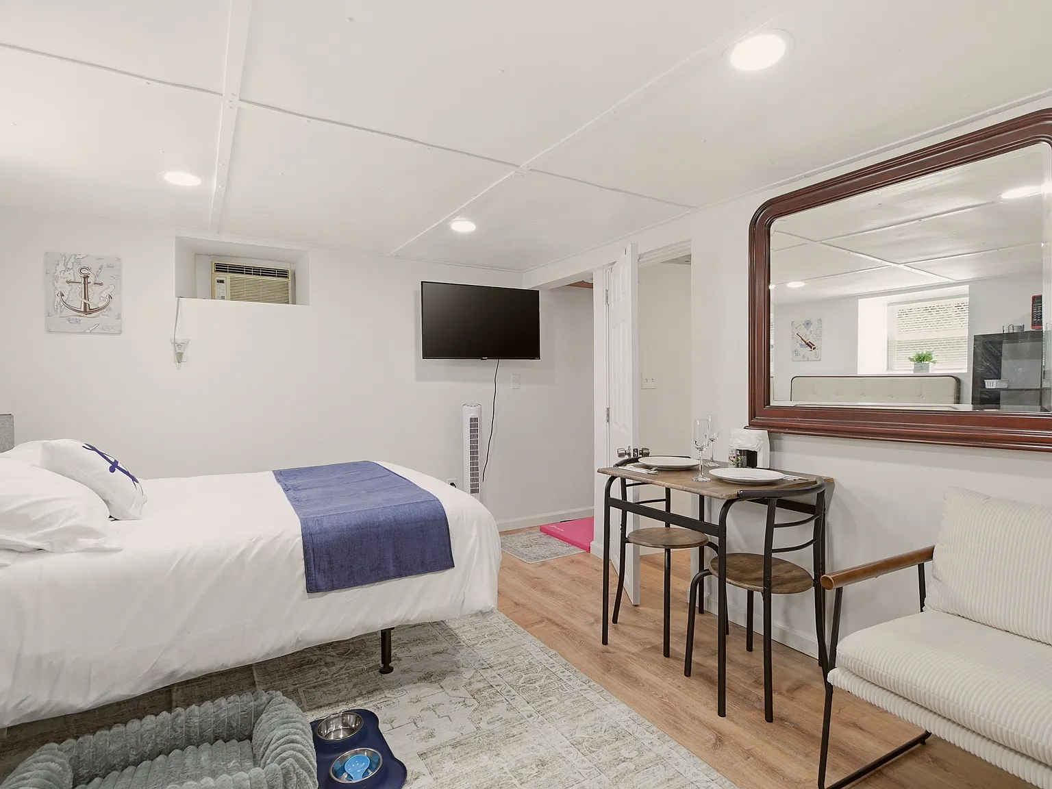 Studio, 450 sqft, $2,000 — Photo 3