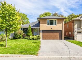 109 Botfield Ave, Toronto, ON M9B 4E6