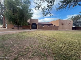 667 E Pony Ln, Gilbert, AZ 85295