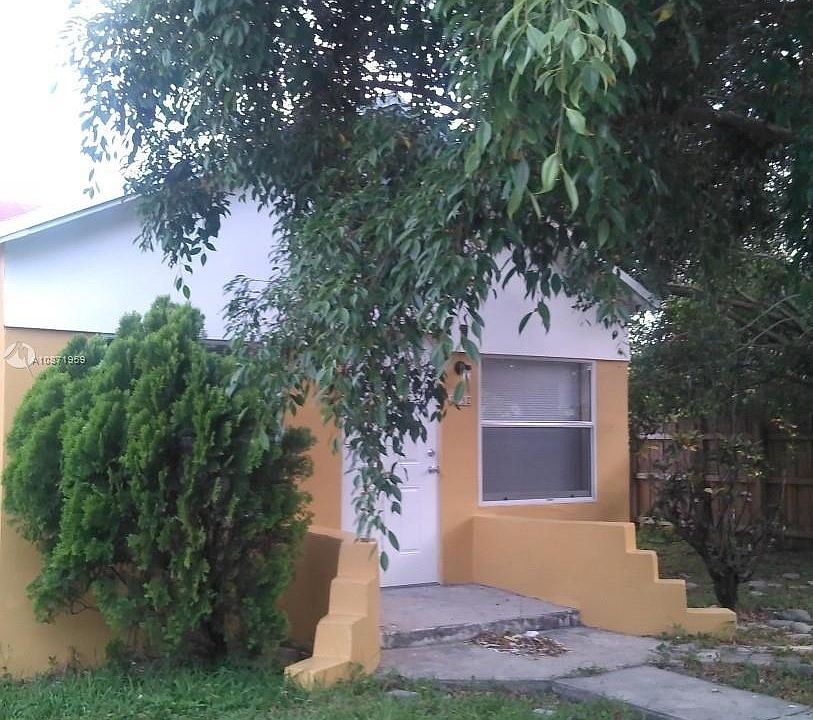 1st image of 2132 McKinley St #1