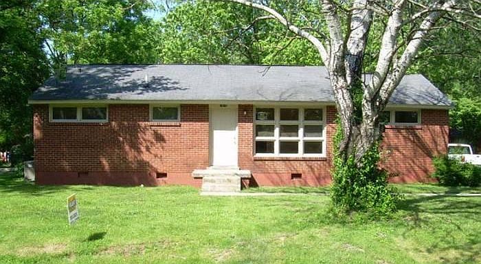 1st image of 1915 Cypress Dr