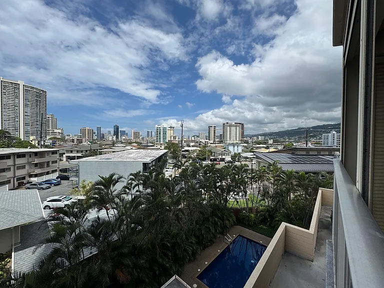2474 Kapiolani Blvd #401 — Photo 13