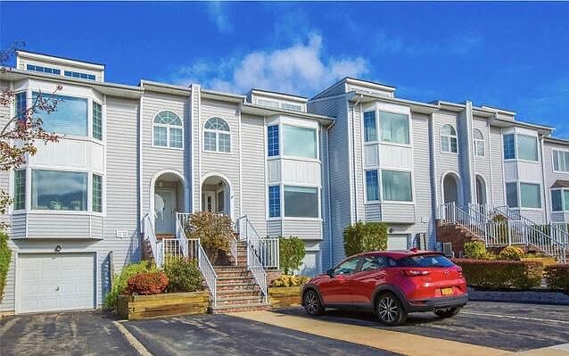 1st image of 23934 Oak Park Dr Floor 2