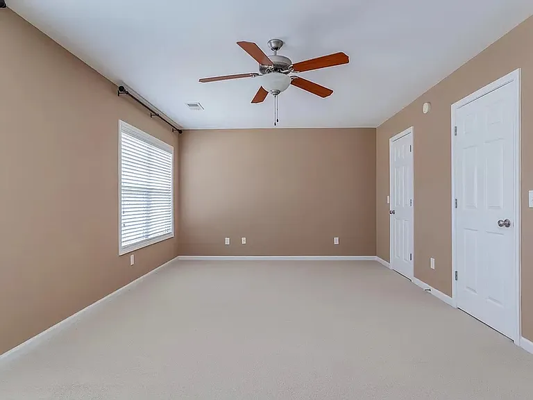 5 Braiden Manor Rd — Photo 8