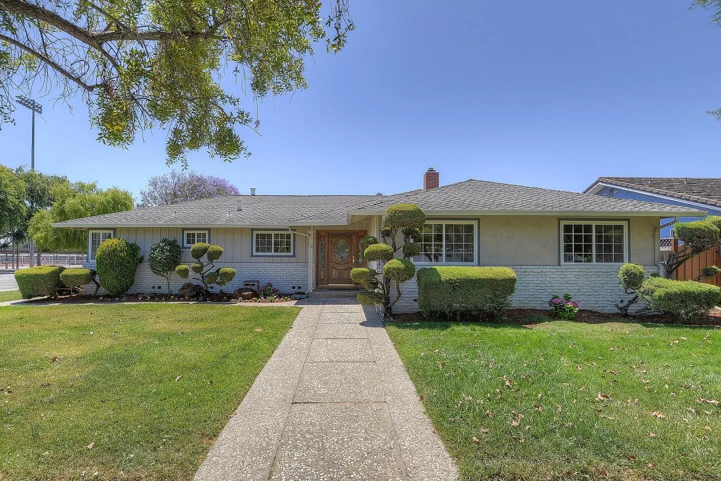 1454 Lesher Ct photo 1