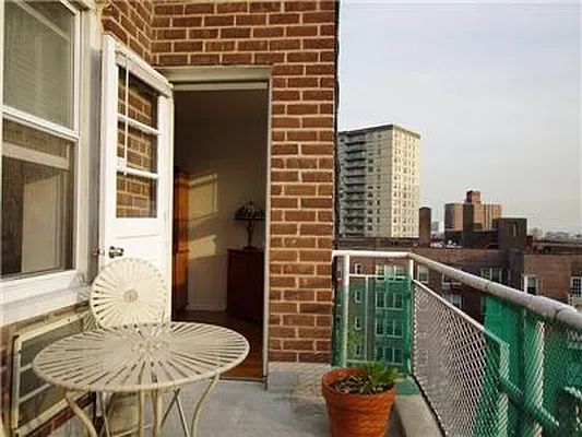 Sold by Exclusive Properties Sotheby's International Realty | media 3
