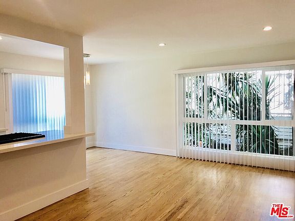 4th image of 1227 11th St APT A