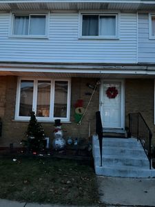 9851 Garden Ct, Schiller Park, IL, 60176