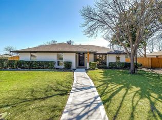 1048 Peach Ln, Desoto, TX 75115