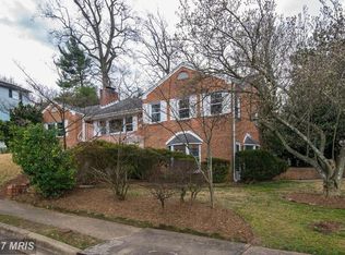 4636 27th St N, Arlington, VA 22207