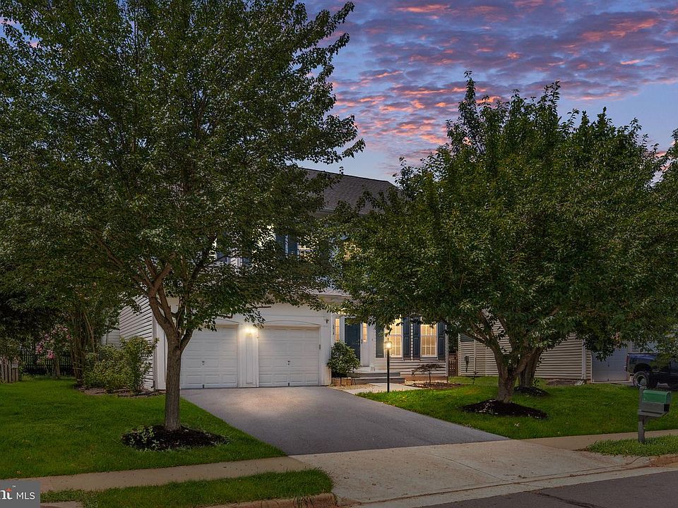 1st image of 10012 Darnaway Ct