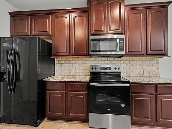 5th image of 1323 Laura Hills Ln