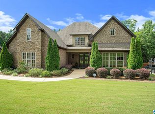 245 Grey Oaks Ct, Pelham, AL 35124