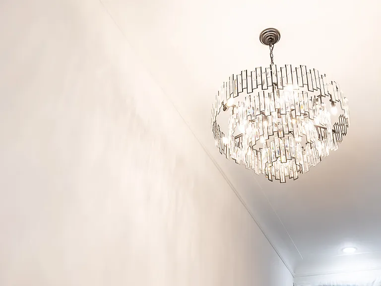 Beautiful entry chandelier. Butterfly entry systems for front side and back doors.