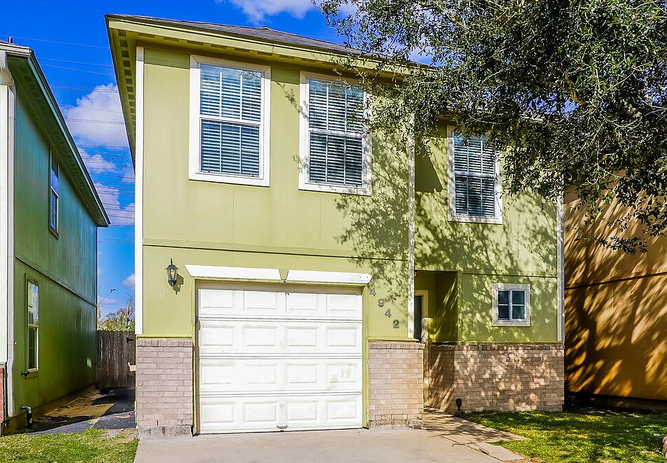 1st image of 4942 N Cancun Dr