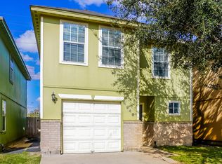 4942 N Cancun Dr, Houston, TX 77045