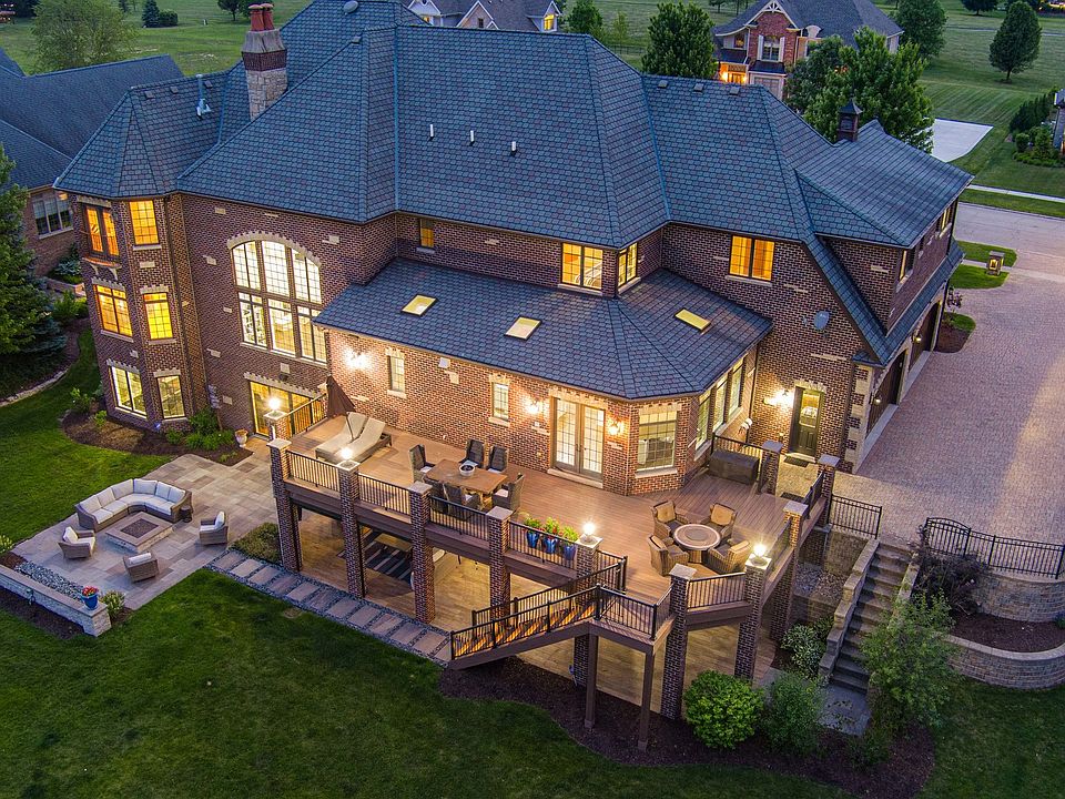 5N145 Prairie Rose Dr, St Charles, IL 60175 | MLS #12635420 | Zillow