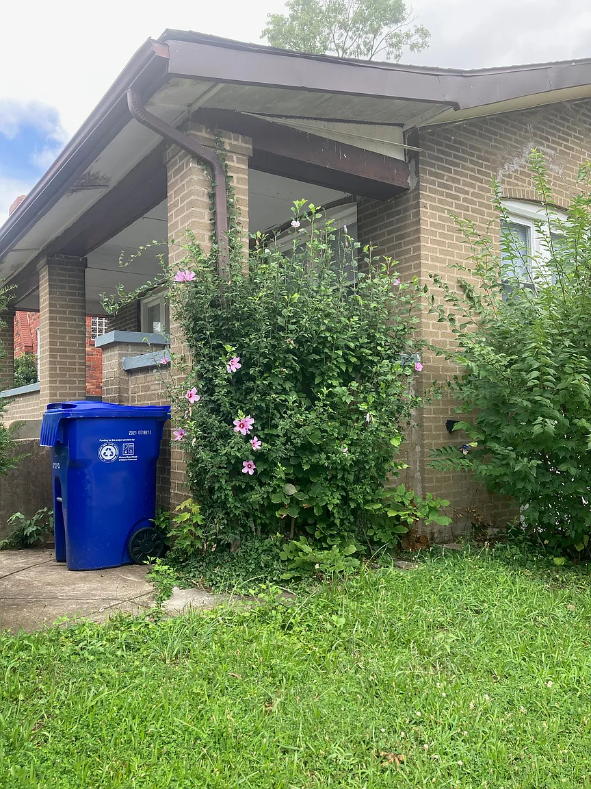 8501 Richard Ave photo 1
